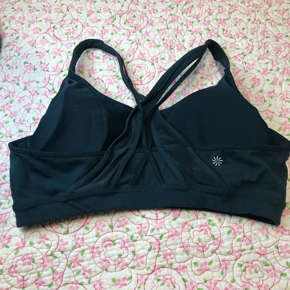 Athleta sports bra with removable padding